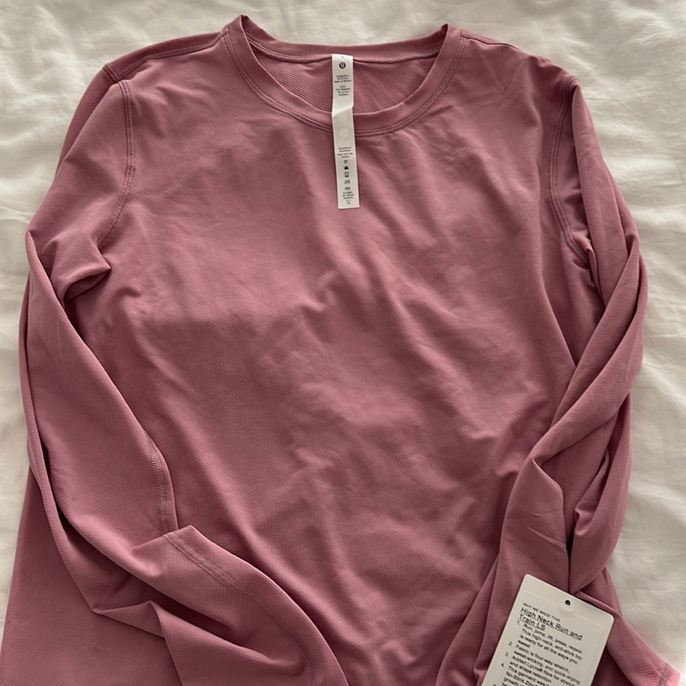 Lululemon high neck run and train long sleeve